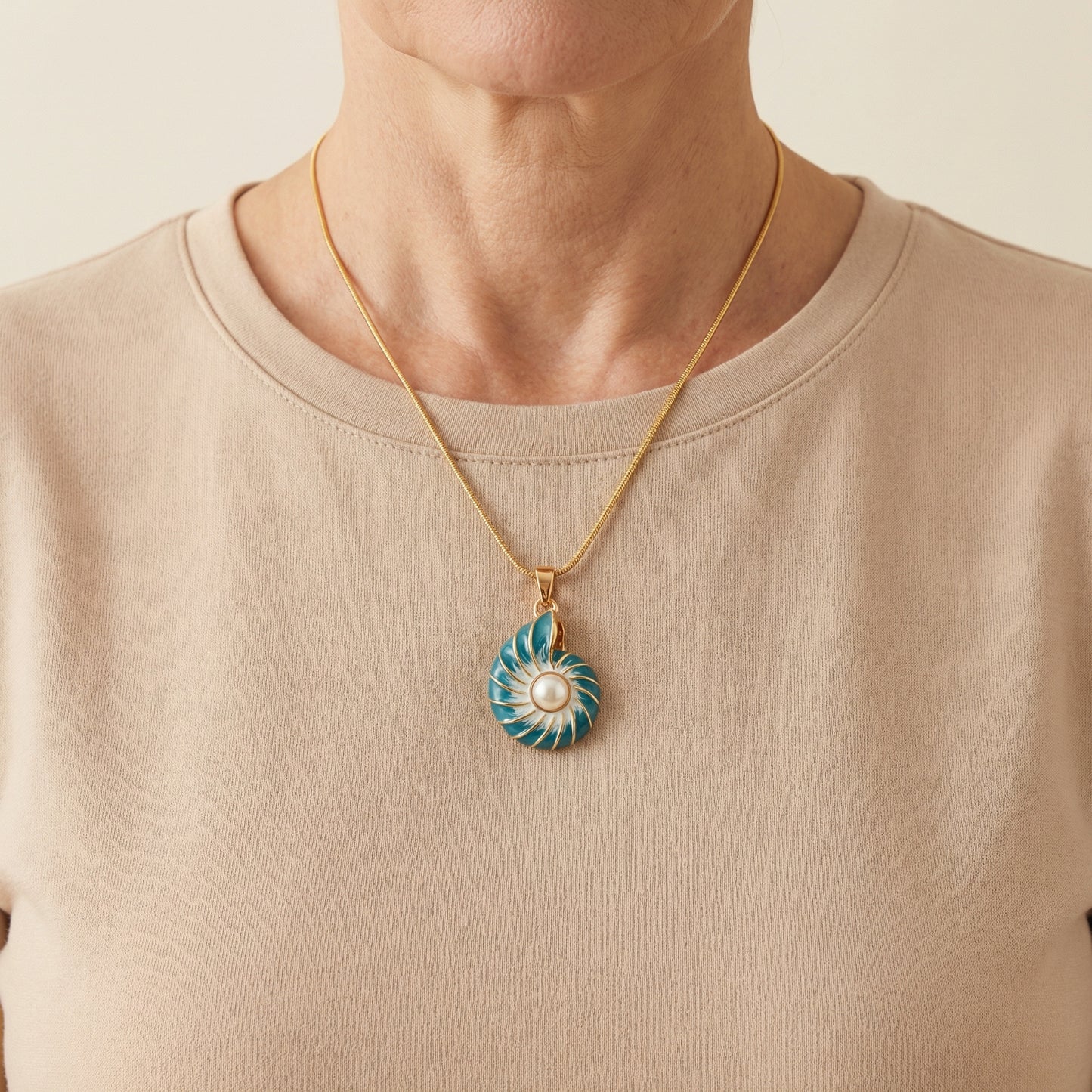 Ondina Spiralglow Necklace