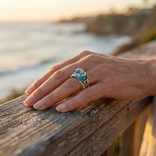 Nerina Wavecrown Ring