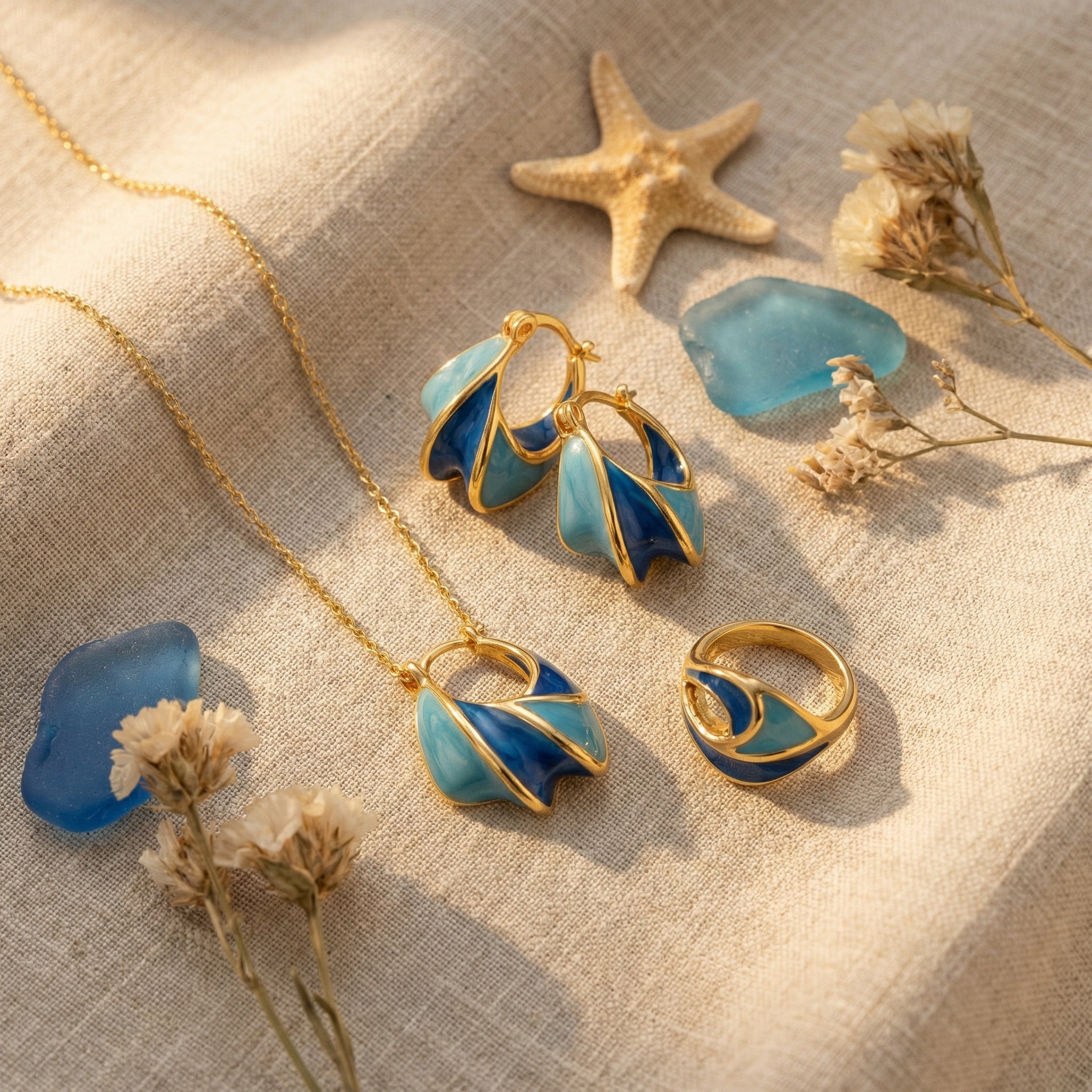 Aurelia Shoreline Hoops